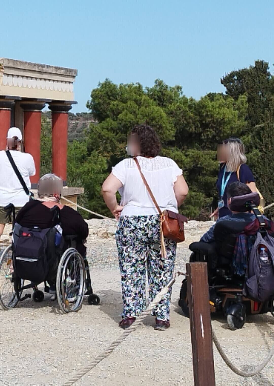Knossos archaeological site accessible excursion